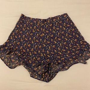 Floral Flowy shorts